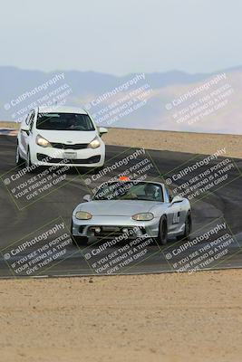 media/Jan-26-2025-SCCA SD (Sun) [[bcf61ed115]]/4-Women Novice/Session 1 (Lead-Follow)/